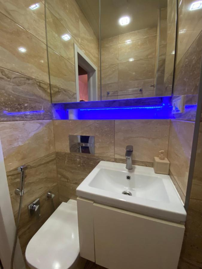 Apartments In The Center คาร์คิฟ ภายนอก รูปภาพ
